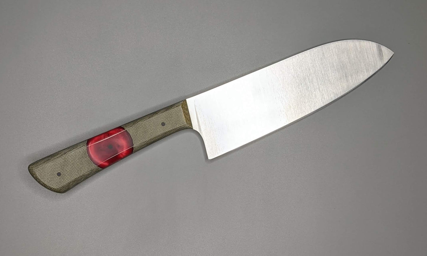 7" Santoku with green and red handle