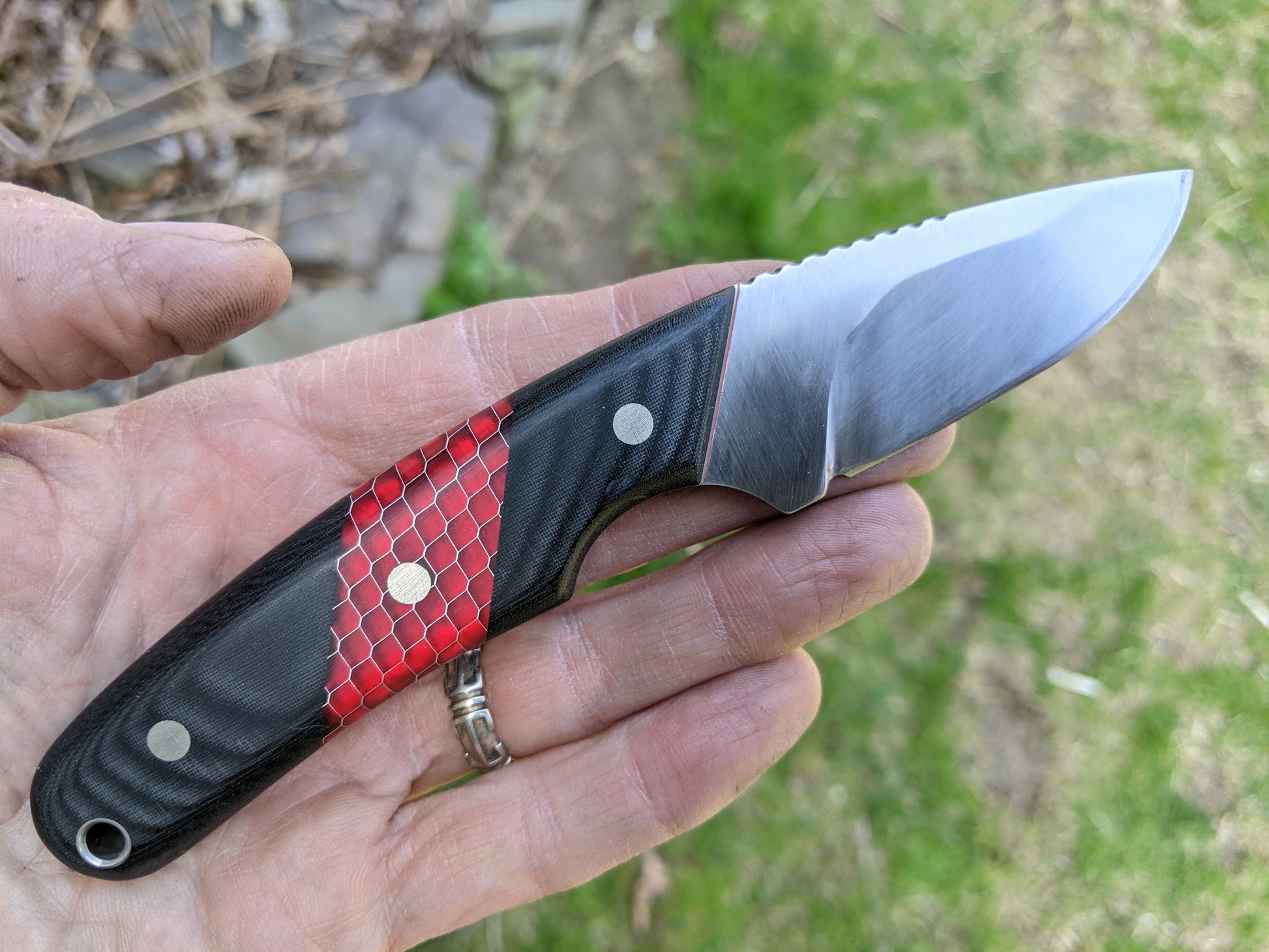 utility knife black and red C-tek handle